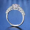 حلقات الكتلة 1Ct 6.5mm VVS Lab Diamond Real 925 Sterling Silver Moissanite Ring مجوهرات راقية للنساء هدية حفل زفاف Anillos de Plata