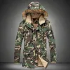 Piumino da uomo Parka Camouflage Down Parka Giubbotti 2022 Parka da uomo Cappotto con cappuccio Collo in pelliccia maschile Parka Giacca invernale da uomo Piumino militare J231111