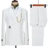 Costumes pour hommes un Costume Blazer blanc pour l'été 2023 métallisé QQ robes De bal pour hommes Costume Homme Trajes hommes De Hombre