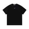 Accueil P 23 Début du printemps Nouvelle mode Classique Triangle Étiquette en cuir T-shirt à manches courtes simple et polyvalent pour hommes et femmes