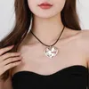 Halsband Amorcome Mode gebürstet Liebe Herz Anhänger Halsketten für Frauen kurze Leder Seil Ketten Pullover Winter Schmuck