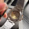 Luxe horloge Fabrieksbeweging Gegraveerd horloge PP Automatisch mechanisch Roestvrij staal Transparante achterkant Blauwe wijzerplaat Sporthorloges L IYZH