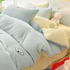 Sängkläder sätter dubbelsidig förtjockad mjölk sammet säng med fyra stycken fläns korall sammet täcke täcke och tre bitar lakan set 231114