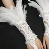 Cinq doigts gants dentelle plume longue gothique maille manches Halloween fête crochet broderie mitaines blanches accessoire de scène féminine 231114