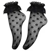 Calzini da donna in pizzo nero vintage stile Lolita ragazze con volant a pois a rete moda scava fuori calzino estivo per