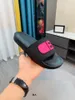 Women Mules Men Slipper guma letnia basen sandały sandały BBB Paris Designer luksusowy moda 3D wytłaczanie damskie plaż