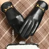 Gants à cinq doigts Gants en cuir de mouton véritable pour femmes hiver chaud écran tactile textos robe doublée de cachemire gants d'extérieur 231113