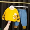 Kläder sätter fashionabla vår/sommarbarnskläder för förskolepojkar och flickor avslappnad för barn Jeans 2-stycken Baby Boys 'Clothing Set 231114