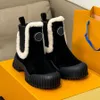 Top quality fur on leather Shell toe Platform Fur ankle boots slil on warm wool fluffy Chunky boots Fashion Snow shoes Luxury designer boots Factory footwear With box
