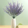 Flores decorativas 4PC Simulação Flor Lavanda 5 Garfo Reunindo Trigo Orelha Artificial Plástico Ao Ar Livre