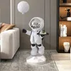 Obiekty dekoracyjne figurki salon dekoracja podłogi astronauta sztuka statua moda rzeźba nordycka akcesoria domowe z tacą bezprzewodową Bluetooth s er 231115