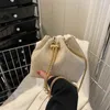 Heuptassen Geavanceerd Klein Voor Vrouwen 2023 Mode Corduroy Eén Schouder Emmer Tas Veelzijdige Keten Westerse Stijl Crossbody Casual