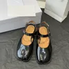 Kvinnor Tabi Ballerina Shoe Luxury Designer Sandal Half Casual Shoes Ballef Fashion Flat Leather Slippers Ankel Heel Slip On Boot Lambskin Calf Dance Loafers Storlek 35-40