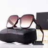 Cadres 2022 nouvelles lunettes de soleil polyvalentes pour femmes grand cadre mode street shot miroir décoratif