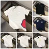 Designerka T Shirt Mens Fashion Liter drukowane Tshirty Ubranie swobodne bawełniane krótkie rękawie mężczyźni kobiety Kobiet T-shirt wysokiej jakości koszulki kolorowe