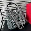 Designer de luxe pour les femmes Sac à bandoulière Sac à bandoulière en cuir à carreaux avec strass Sac à bandoulière Pull String Sacs fourre-tout Classique Pop Sacs à bandoulière