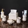 Set di accessori per il bagno Tazza da toilette per il bagno Bottiglia per lozione per il lavaggio in ceramica Collutorio Porta spazzolino creativo Forniture per la casa di lusso