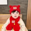 Foulards Wraps Festival traditionnel bébé année chinoise vêtements rouges filles Tang costume hiver casquette et écharpe tenues coffret cadeau 231115