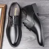 Scarpe eleganti Taglie forti 38-46 Comode scarpe da uomo in morbida pelle formale nere 2023 traspiranti da matrimonio d'affari decenti