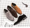 Hommes chaussures hommes en cuir véritable robe d'affaires rétro Gentleman formel sculpté richelieu chaussures formelles de haute qualité