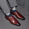 Klädskor lyxiga män italienska oxford mode skosnot design bröllop hel klippt affärskontor parti formellt för