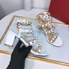 2023 nieuwe schoen vrouw designer klinknagel hoge hak luxe lederen strappy slipper sandalen slide brief hakken sexy dikke chunky lederen open teen bruiloft met doos