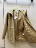 Trench di design da donna giacca a vento moda mantello con cappuccio lettere Stile reticolo stile classico cappotto lungo da donna Cappotti di lana neri modello stile reticolo da donna