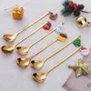 Set di stoviglie 6 pezzi regalo di Natale kit forchetta cucchiaio d'oro ciondolo decorazione alce cucchiaio da dessert frutta set di posate per caffè in acciaio inossidabile