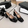 Robe chaussures femmes pompes en cuir verni Mary Jane mi-talon chaîne en métal rétro épais talons hauts noir marron fête dames