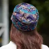 BERETS 1 PC Kvinnor Fashion Short Brim Warm Foldble Earflap Women Cap Ethnic Style Floral Print Autumn Winter Hat Outdoor Daily