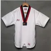 Beschermende uitrusting Wit Taekwondo-uniform Voor competitie Dagelijkse training WTF Karate Judo Dobok-kleding Kinderen Volwassen Unisex Vechtsport Gi 231115