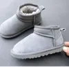 2024 Nuovi stivali UGGsity Kids Australia Scarponi da neve Designer Scarpe per bambini Inverno Classico Ultra Mini Botton Neonati maschi Ragazze Stivaletti alla caviglia Kid Fur FD107