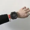 Armbandsur 2023 herrar svart bälte pekare titta på mode retro punk stil hiphop ungdomskvartz