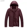 Męskie Parkas FGKKS 2023 Brand Light Down Jacket for Men Pure Cotton ciepły kolor z kapturem płaszcz Wysokiej jakości moda płaszcza 231115