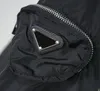 Jackets de designer masculino Capuz do windbreaker da primavera com cartas Triângulo Casual Casual Casual Moda Jogging Fitness Sportswear Tamanho M-2xl