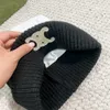 Winter gebreide beanie -ontwerper hoed motorkap geklede herfst Men vrouwen merk brief borduurwerk schedel petten buiten reizen skiën sportmodieuze accessoires