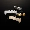 Mode vergoldete Zähne Grillz Hip Hop Iced Out Coole beliebte Vampire Gangsta Fang Tooth Cap Cosplay Schmuck