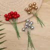 Dekorative Blumen 50/200 Stück künstliche Beeren Kirsche Staubblätter Mini gefälschte Stechpalmenbeere Perlenperlen für DIY Weihnachtsbaum Kranz Dekoration