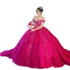 2024 Princesa Fucsia Vestidos de quinceañera con apliques florales en 3D Fuera del hombro Vestido de fiesta Dulce 16 Vestido de fiesta de tul largo Ocasión especial Brithday Vestido VX Ans