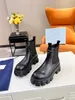 Neue Designer-Damenstiefel Monolith Shiny Abnehmbare Nylontasche Kampfschuhe Nylon Haif Outdoor Dicker Boden Mittellanger Stiefel 35-41