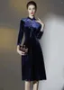 カジュアルドレス高品質ブランド2023春秋のパーティーイベント女性豪華な刺繍長袖の青い赤いドレスベルベット4xl