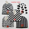 Carhart Beanie Designer Chapéu de Alta Qualidade Preto Mulheres Casal Dança de Rua Hip Hop Check Leopard Imprimir Chapéu Frio Homens Senhoras Na Moda Chapéu De Lã Quente Headband