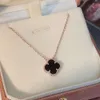 designer klaver ketting S925 zilveren vierbladige grasketting voor dames met dubbelzijdig draagbaar kleurloos 2024 nieuwe kraagketting als cadeau voor vriendin