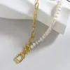 Ketten AENSOA Trendy Charm Pearl Gliederkette Unregelmäßige Hohle Quadratische Anhänger Halsketten Für Frauen Einfache Mode Goldfarbe