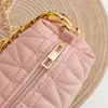 Evening Bags Ladies One Shoulder Messenger Bag Rhombu s Fashion Chain Embroidered Hand held Lingge Small Square 231115