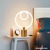 Lâmpadas de mesa Modern Led Plástico Led Tube Bedroom Bedido Estudo Reading Office Bar Desk Decoração de casa Light Flumture