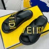 المصممين الفاخرين صندل Sandals Slippers Men Women Fashion Fashion Fashion Fashion Graphy Classic Floral Brocade Slides Leather Cowhide Cross Wide Wide Slides Slides Beach With Box