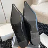 de rij Suede loafers Platte schoenen dames Puntige tenen Mary Jane platte sandaal Geklede schoenen Luxe designer schoenen Fabrieksschoenen Kantoorschoenen C9BM