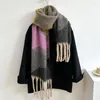 Foulards 2023 Design Pompon Poncho Étoles Épais PashminaLuxury Hiver Casual Cachemire Écharpe Femmes Couverture Chaud Châle Wrap Foulard