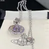 24SS Designer Viviennewestwood Empress Dowager of the West 3D Saturn Purple Ball Collier Femme Classique Ufo Planet Full Diamond Clavicule Chaîne Haute Edition